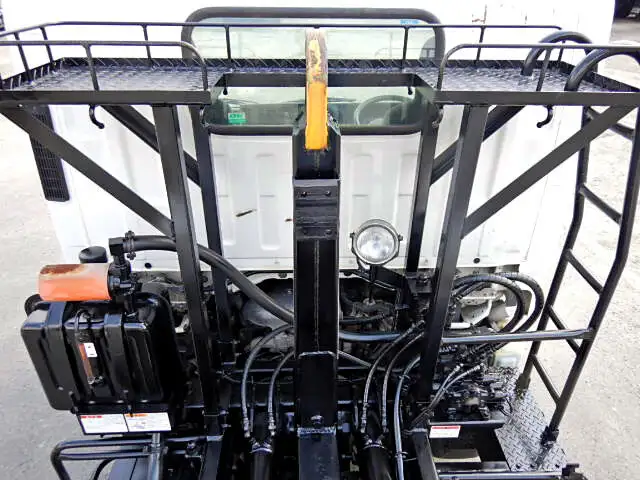 いすゞ エルフ 小型 アームロール ツインホイスト TKG-NMR85ANの中古トラック画像11