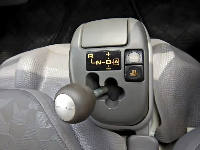 マツダ タイタン 小型 ダンプ PB-LKR81AN H16の中古トラック画像6