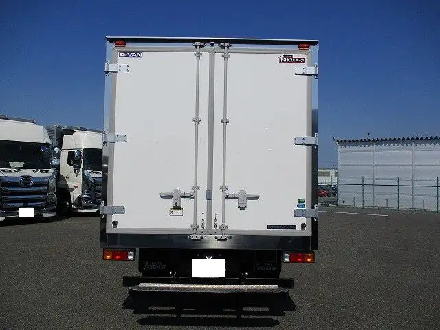 三菱 キャンター 小型 冷凍冷蔵 低温 床アルミの中古トラック画像5