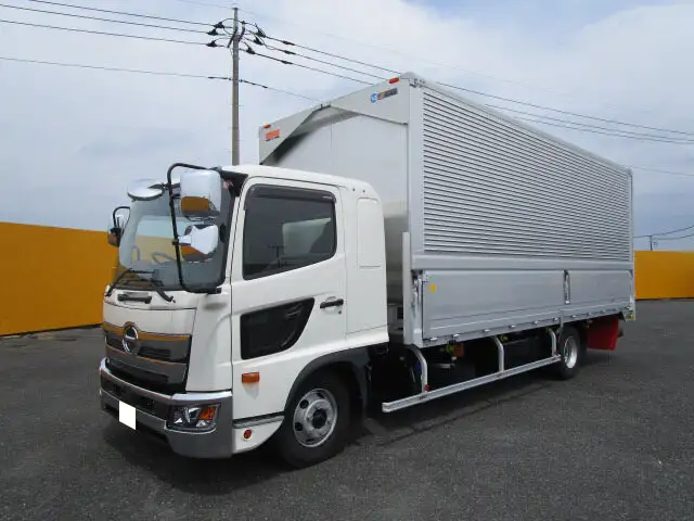 日野 レンジャー 中型/増トン ウイング エアサス ベッドの中古トラック画像2