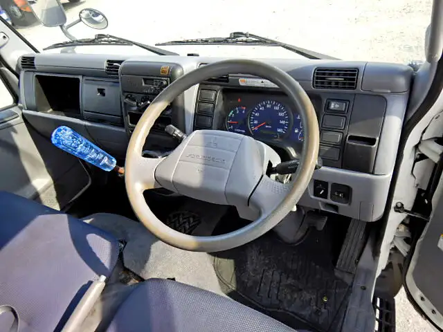 三菱 キャンター 小型 平ボディ PDG-FE70B H20の中古トラック画像9