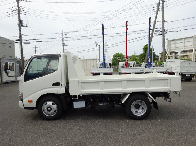 日野 デュトロ 小型 ダンプ 強化 2RG-XZU600T｜画像3