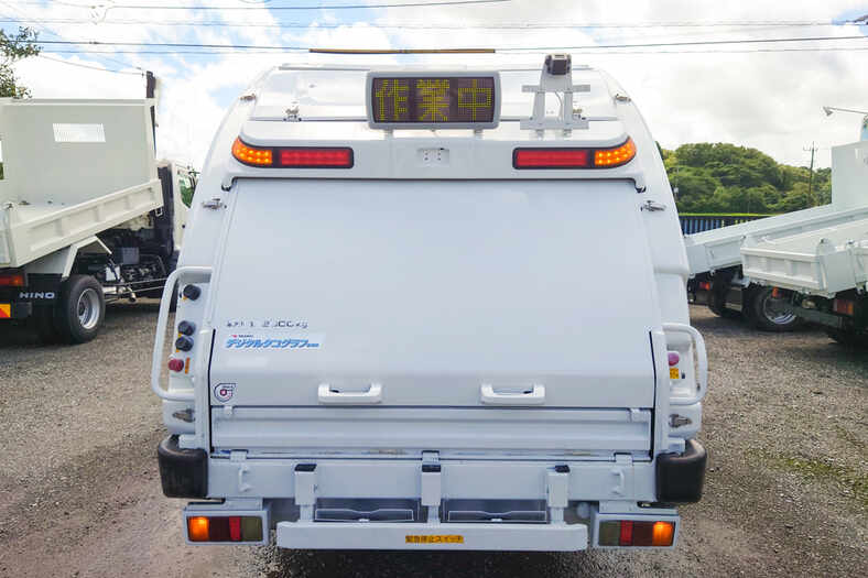 いすゞ エルフ 小型 パッカー車 プレス式 BKG-NKR85AN｜画像4