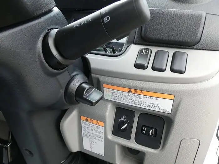 三菱 キャンター 小型 平ボディ 2RG-FBA20 R3の中古トラック画像12