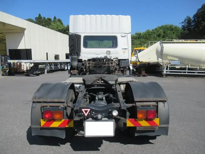 日産UD クオン 大型 トラクター QKG-GK6XAB の中古トラック