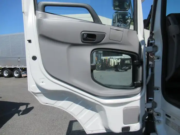 日産UD クオン 大型 トラクター ハイルーフ 1デフの中古トラック画像8