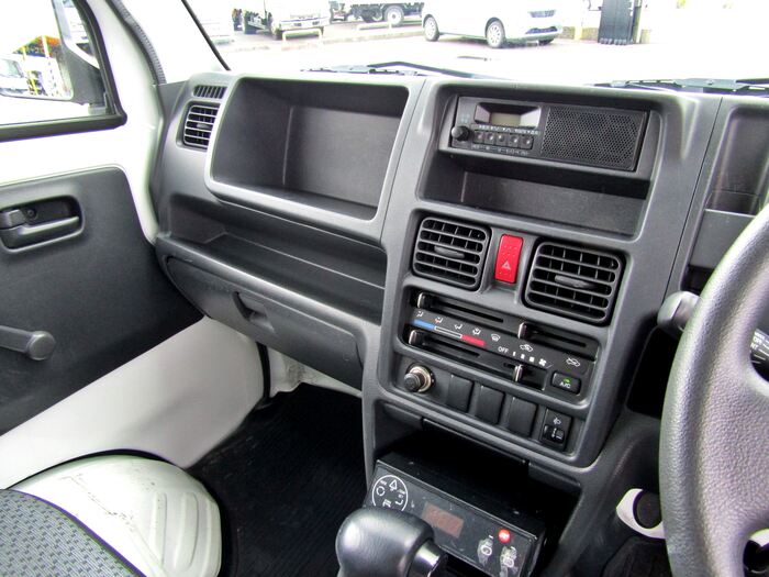 日産 クリッパー 軽 冷凍冷蔵 中温 サイドドア｜画像11