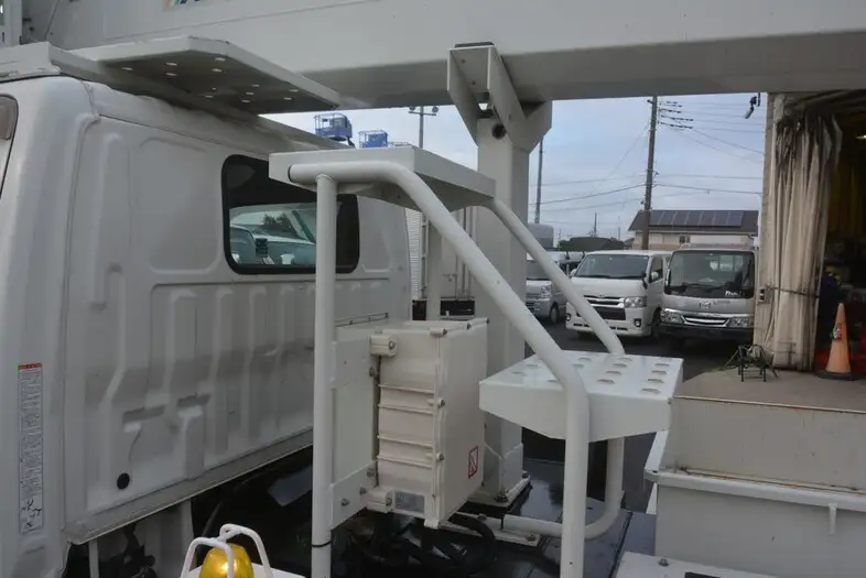 日野 デュトロ 小型 高所・建柱車 高所作業車 TKG-XZU650F の