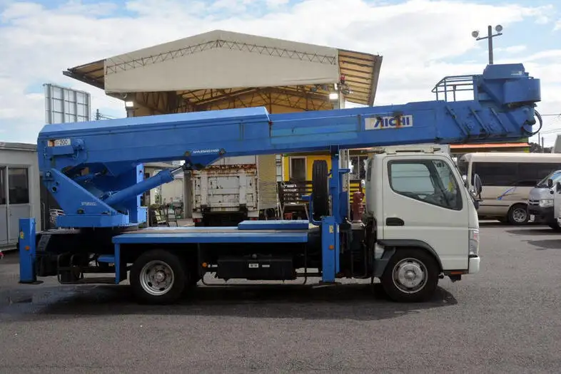 三菱 キャンター 小型 高所・建柱車 高所作業車 PA-FE73DEYの中古トラック画像3