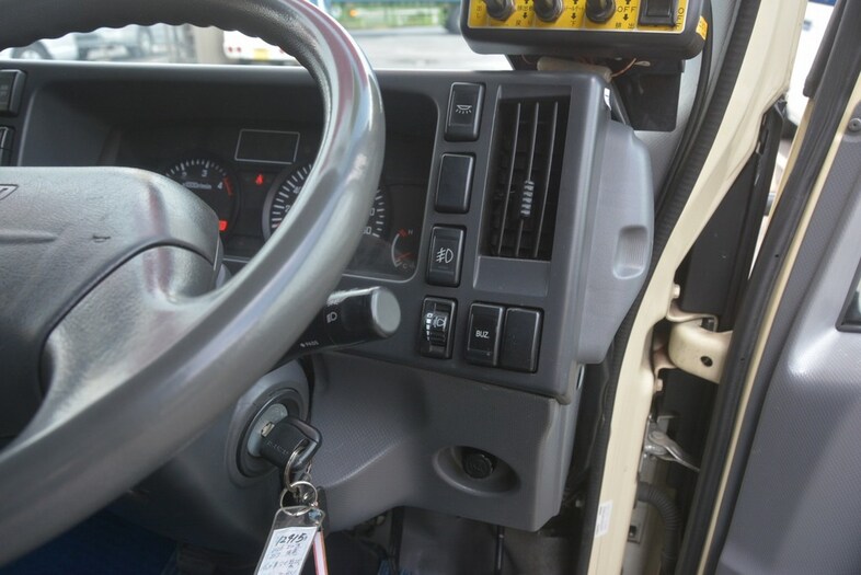 いすゞ エルフ 小型 パッカー車 プレス式 TKG-NMR85AN｜画像11
