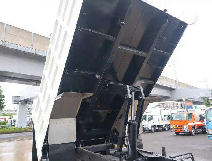 三菱 ファイター 中型/増トン ダンプ 土砂禁 2KG-FK72Fの中古トラック画像12