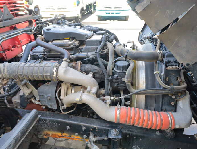 日産UD コンドル 中型 クレーン付 4段 ラジコン｜画像17