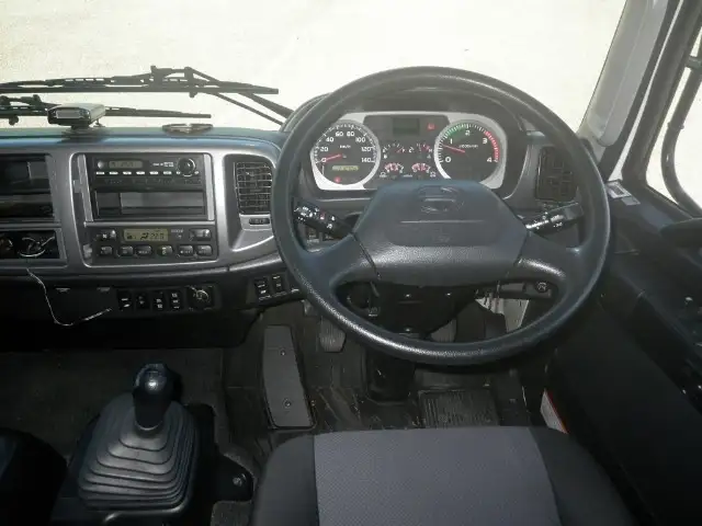 日野 レンジャー 中型/増トン ウイング ベッド TKG-FD9JLAAの中古トラック画像12