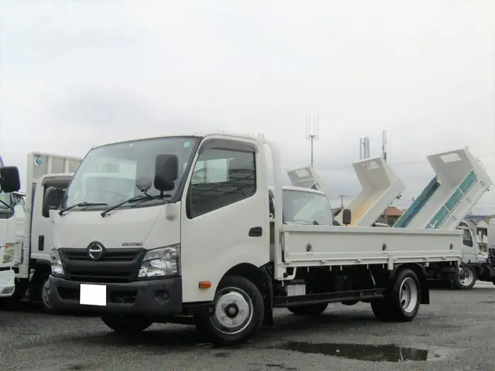日野 デュトロ 小型 平ボディ 床鉄板 TPG-XZC710Mの中古トラック画像1