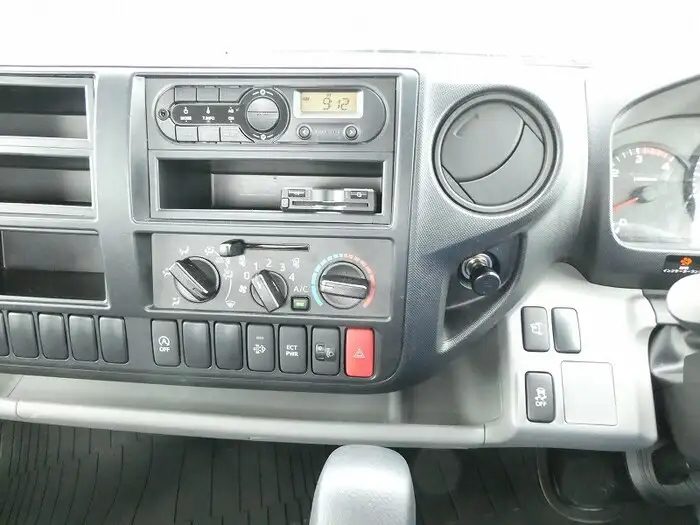 日野 デュトロ 小型 平ボディ TPG-XZU710M H31/R1の中古トラック画像10