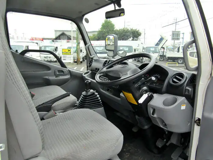 トヨタ ダイナ 小型 平ボディ TKG-XZU605 H26の中古トラック画像6