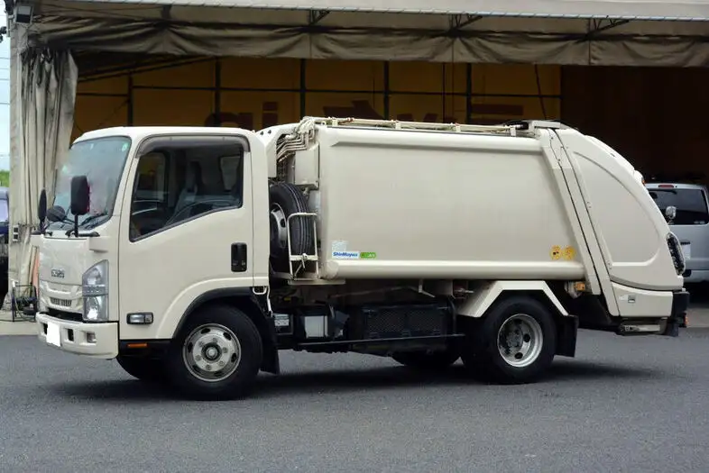 いすゞ エルフ 小型 パッカー車 プレス式 TKG-NPR85YNの中古トラック画像1