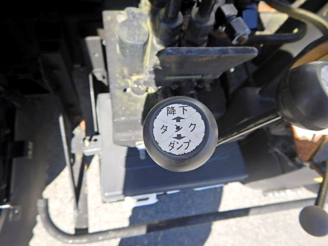 いすゞ エルフ 小型 タンク車 汚泥吸引車 KK-NKR66EP｜画像11