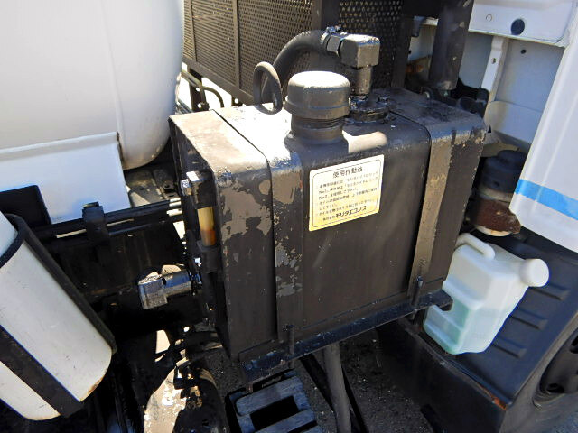 いすゞ エルフ 小型 タンク車 汚泥吸引車 KK-NKR66EP｜画像14