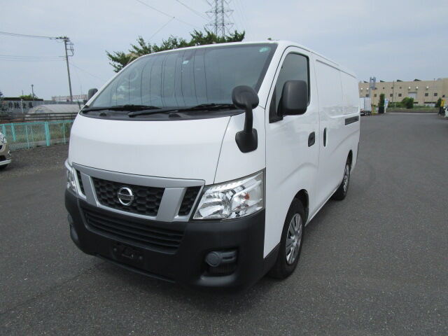 日産 キャラバン 小型 冷凍冷蔵 ショート LDF-VW2E26