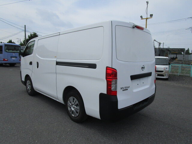 日産 キャラバン 小型 冷凍冷蔵 保冷 中温｜画像2