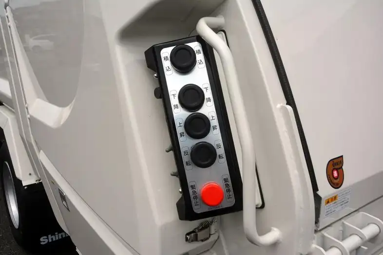 日野 レンジャー 中型/増トン パッカー車 プレス式 2KG-FC2ABAの中古トラック画像15