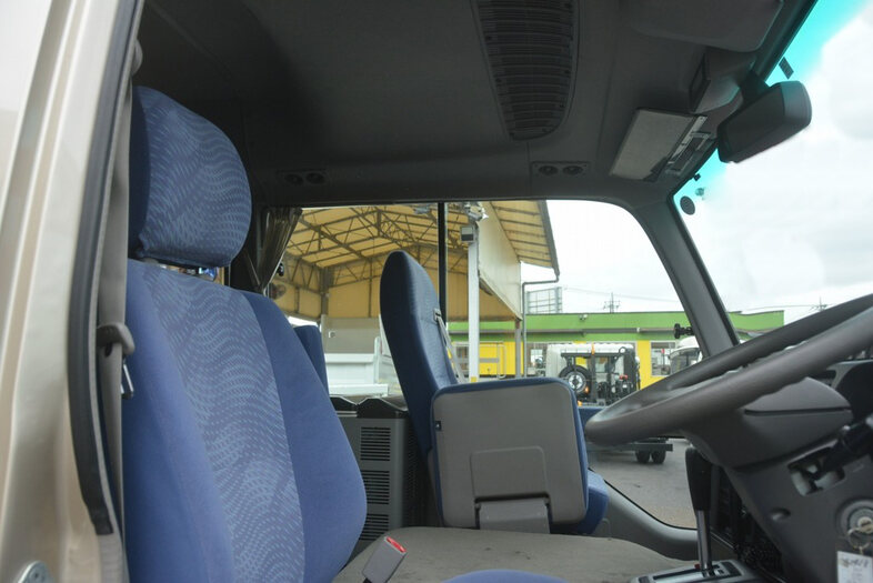 トヨタ コースター 小型 バス マイクロバス SDG-XZB51｜画像5