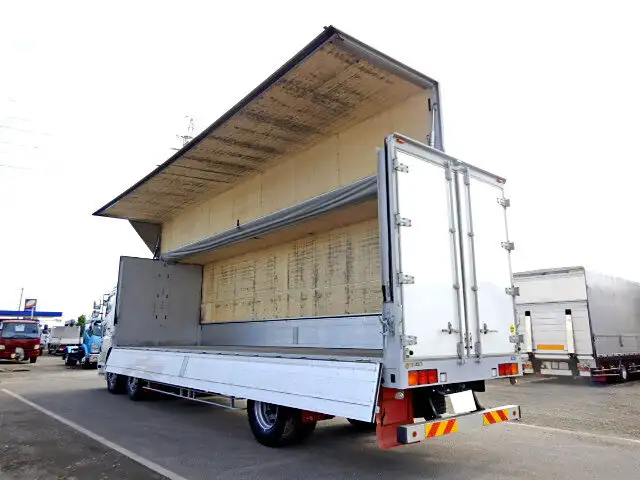 日野 プロフィア 大型 ウイング QPG-FN1AWDA H27の中古トラック画像10
