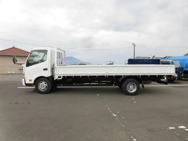トヨタ トヨエース 小型 平ボディ TKG-XZU730 H27の中古トラック画像3