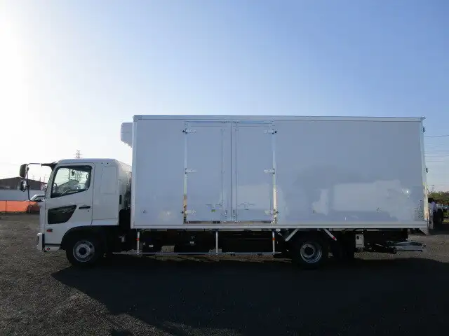 日野 レンジャー 中型/増トン 冷凍冷蔵 低温 パワーゲートの中古トラック画像2