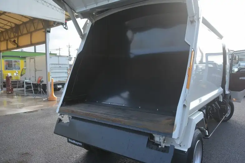 日野 レンジャー 中型/増トン パッカー車 プレス式 ベッドの中古トラック画像9