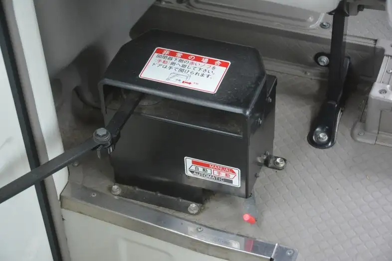 トヨタ コースター 小型 バス マイクロバス BDG-XZB40の中古トラック画像15
