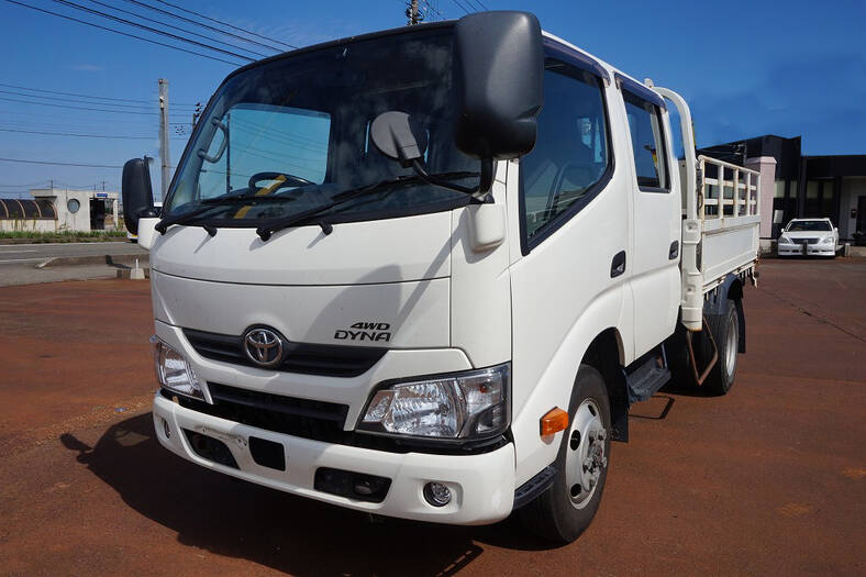 トヨタ ダイナ 小型 平ボディ セミロング TKG-XZU685