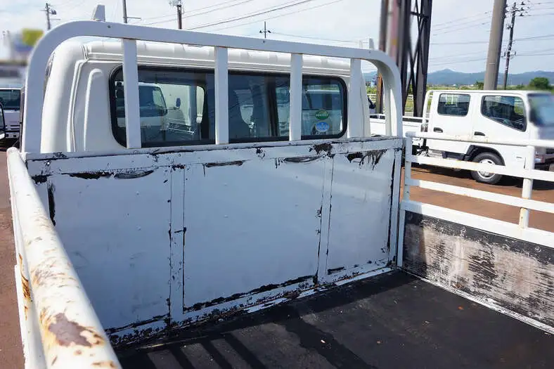 トヨタ ダイナ 小型 平ボディ Wキャブ TKG-XZU685の中古トラック画像4