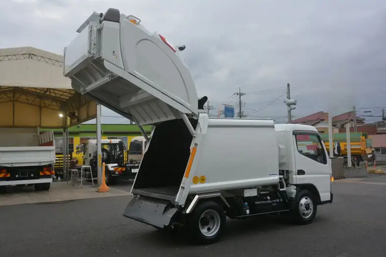 三菱 キャンター 小型 パッカー車 プレス式 2PG-FEAV0の中古トラック画像11