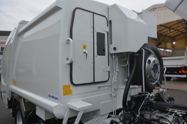 三菱 キャンター 小型 パッカー車 プレス式 2PG-FEAV0｜画像15