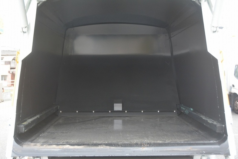 三菱 キャンター 小型 パッカー車 プレス式 2PG-FEAV0｜画像12