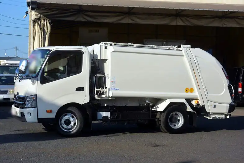 日野 デュトロ 小型 パッカー車 プレス式 2PG-XZU702Mの中古トラック画像1
