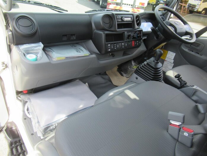 日野 デュトロ 小型 パッカー車(塵芥車) プレス式 2RG-XZU605X｜画像4