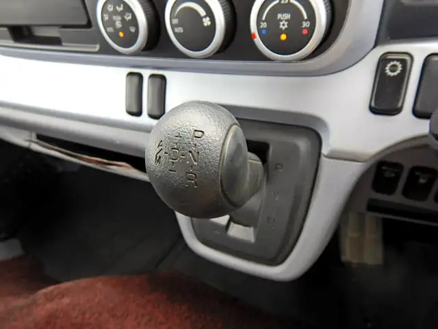 日産 アトラス 小型 平ボディ アルミブロック TPG-FBA5Wの中古トラック画像8