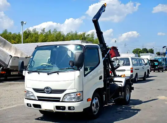 日野 デュトロ 小型 アームロール ツインホイスト SKG-XZU675M の中古トラック【車両No.115517】