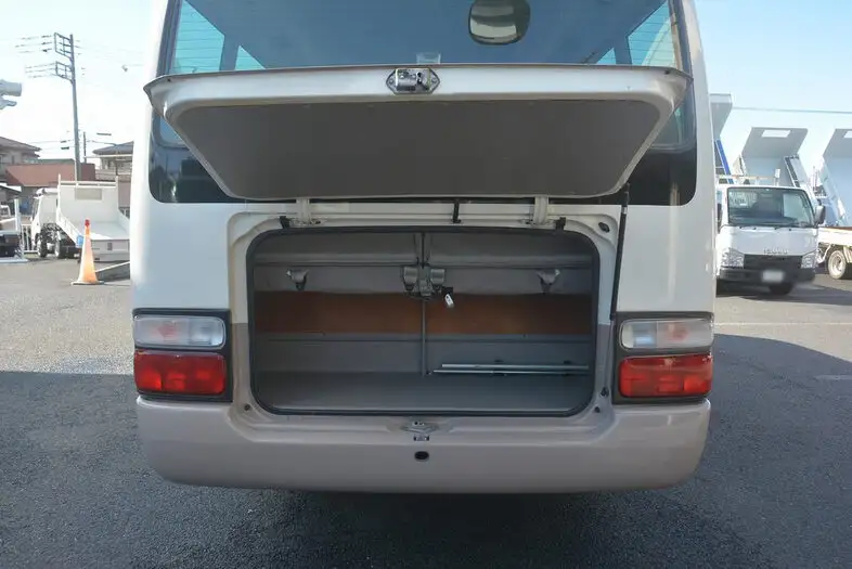 トヨタ コースター 小型 バス マイクロバス BDG-XZB50の中古トラック画像16