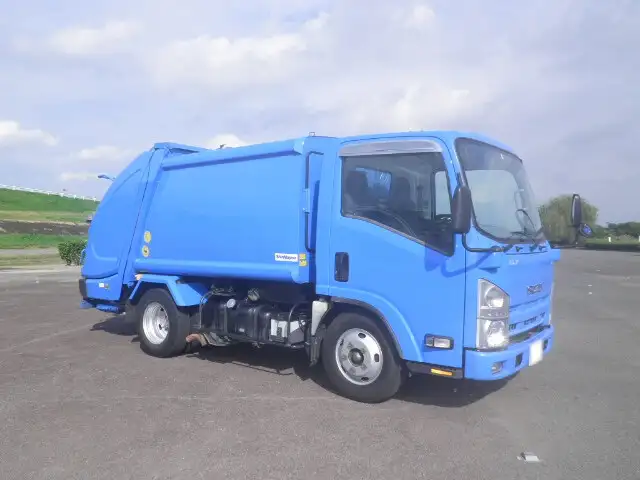 いすゞ エルフ 小型 パッカー車 プレス式 SKG-NMR85Nの中古トラック画像2
