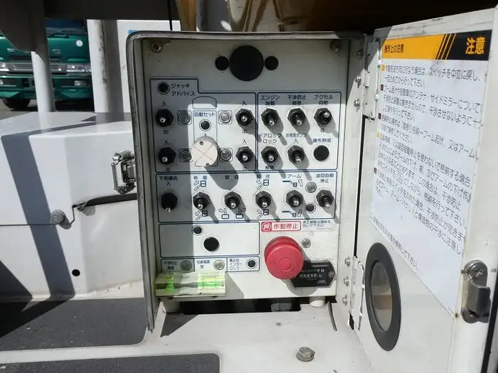 トヨタ ダイナ 小型 高所・建柱車 高所作業車 電工仕様の中古トラック画像15