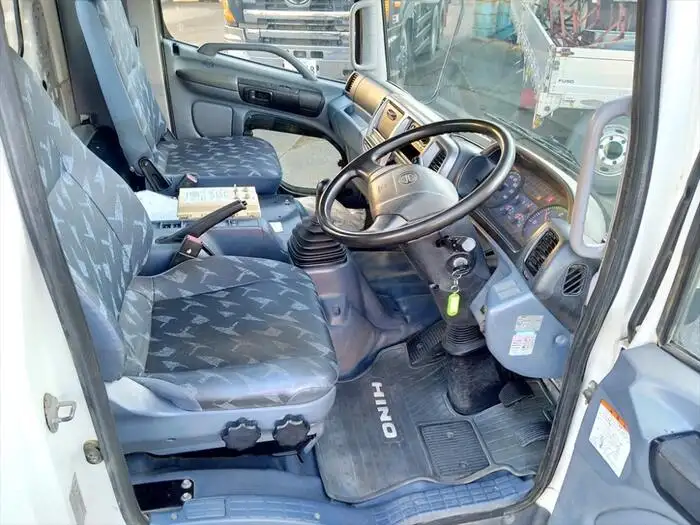 日野 レンジャー 中型/増トン タンク車 散水車 BDG-FC6JCWAの中古トラック画像16
