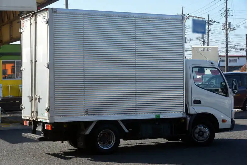 トヨタ ダイナ 小型 アルミバン サイドドア TKG-XZU605の中古トラック画像3
