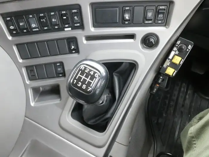 日産UD クオン 大型 ダンプ コボレーン ベッドの中古トラック画像9