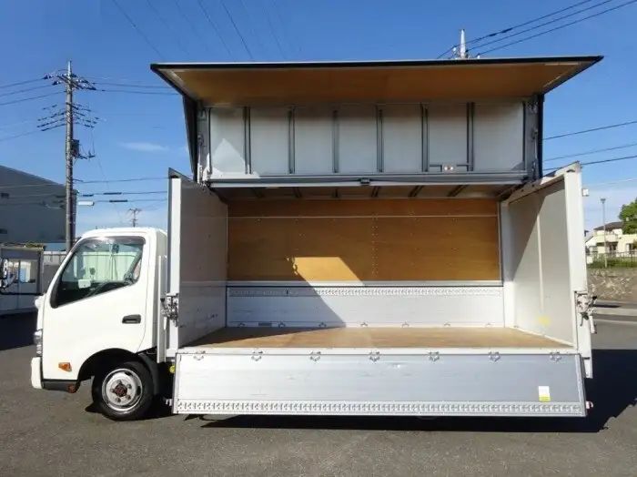 日野 デュトロ 小型 ウイング TKG-XZU775M H28の中古トラック画像5