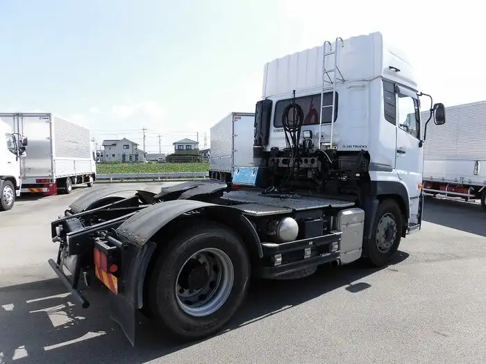日産UD クオン 大型 トラクター ハイルーフ 1デフの中古トラック画像3