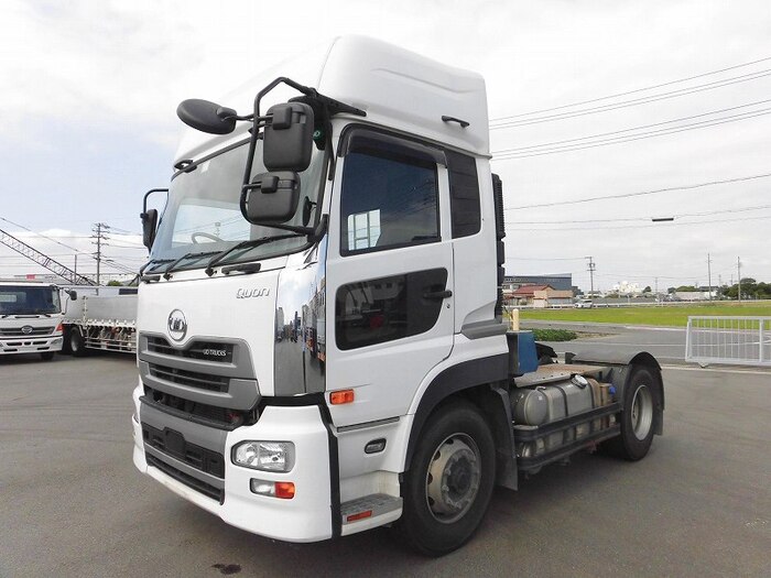 日産UD クオン 大型 トラクター QKG-GK6XAB